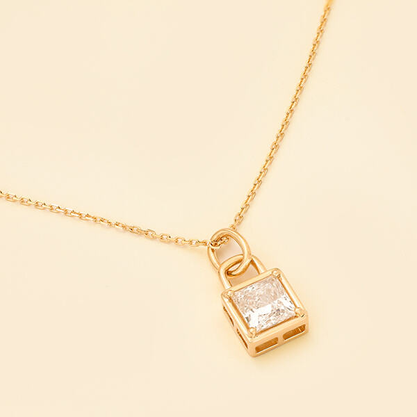 Trending lab-grown diamond solitaire necklaces for wholesale purchase