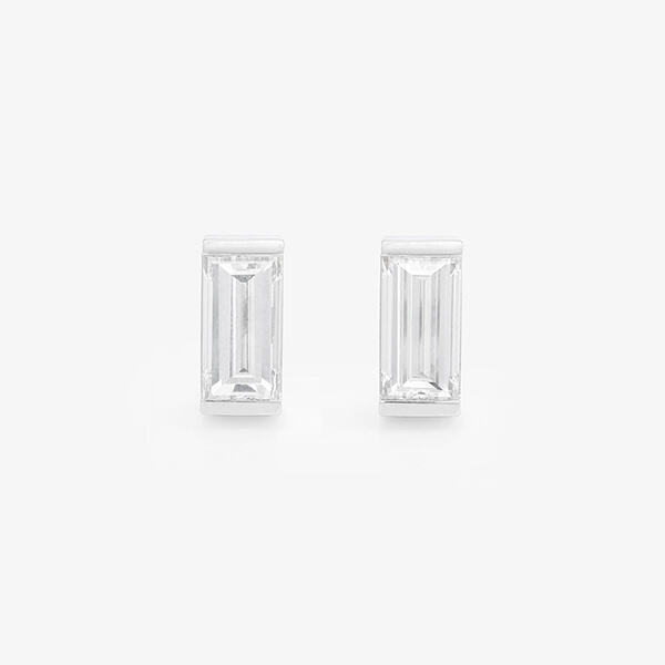 Unbeatable Quality and Value in Lab Diamond Studs