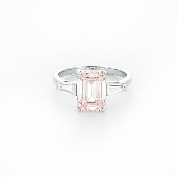 Break Tradition with a Lab Grown Pink Diamond Engagement Ring.