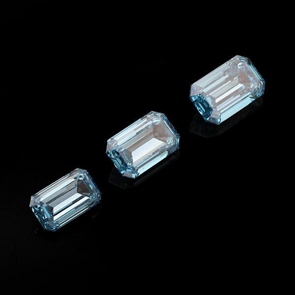 Lab Grown Emerald Cut Diamonds