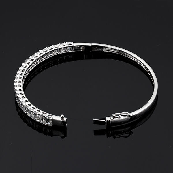 Lab Diamond Bangle Options