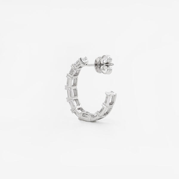 Lab Diamond Hoops for a Luxe Look Without Breaking the Bank