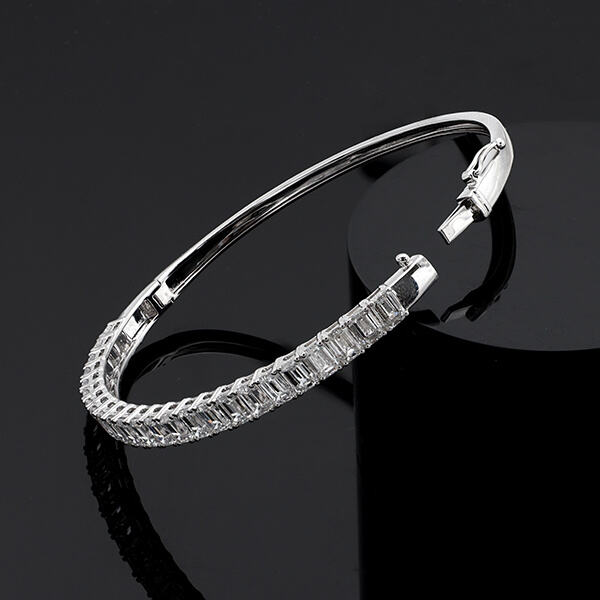 Lab Diamond Bangle Trends