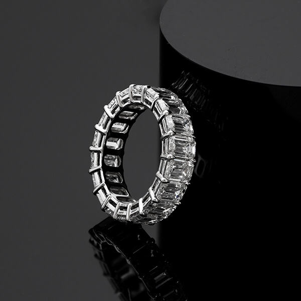 Where to find the best lab diamonds eternity rings