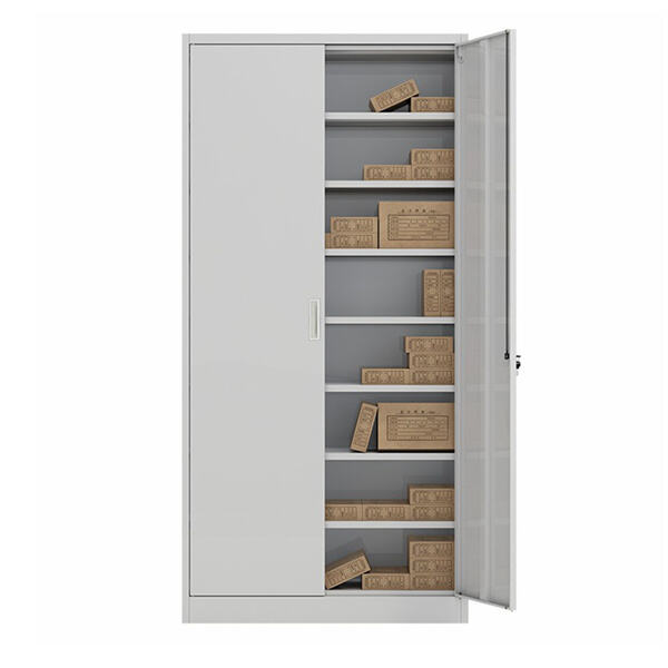 Versatile storage options for your workshop or garage.