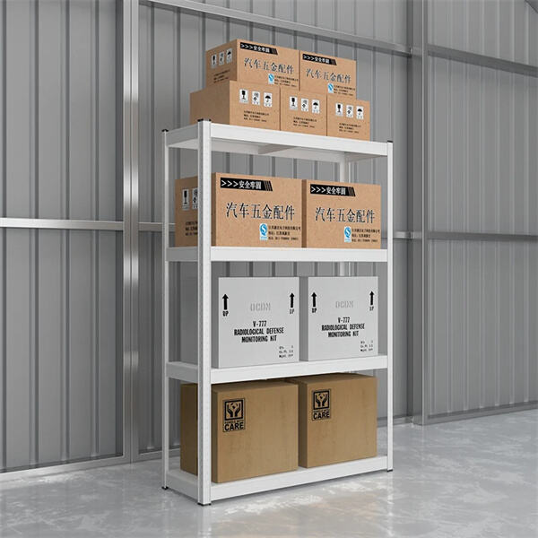 एक मजबूत मेटल 3 शेल्फ रैक पर अपने चीज़ों को सुन्दर रखें