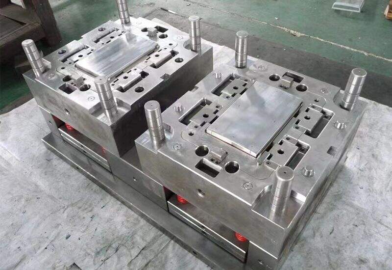 Plastic Injection Mold