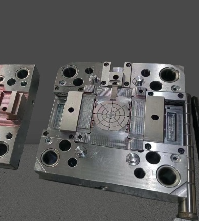 Injection Molding: Achieving Complex Shapes with Ease