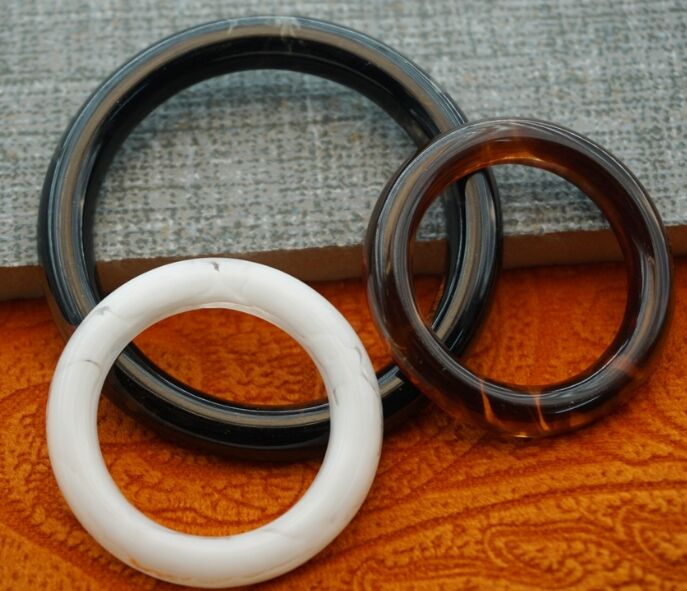 plastic o ring