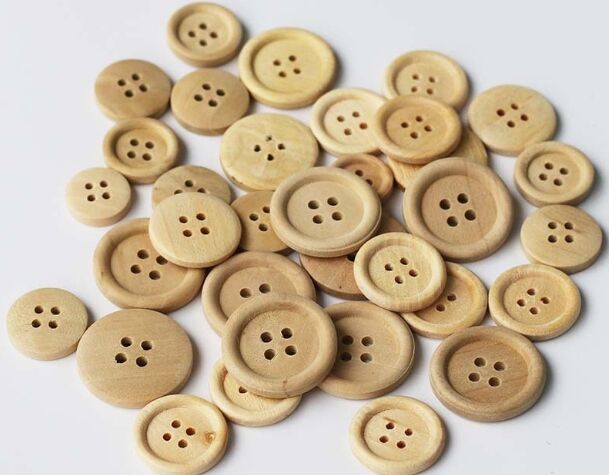 4 holes wood button