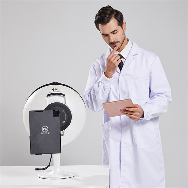 Узмите контролу над својом којом помоћу рекордног огледала за анализу коже