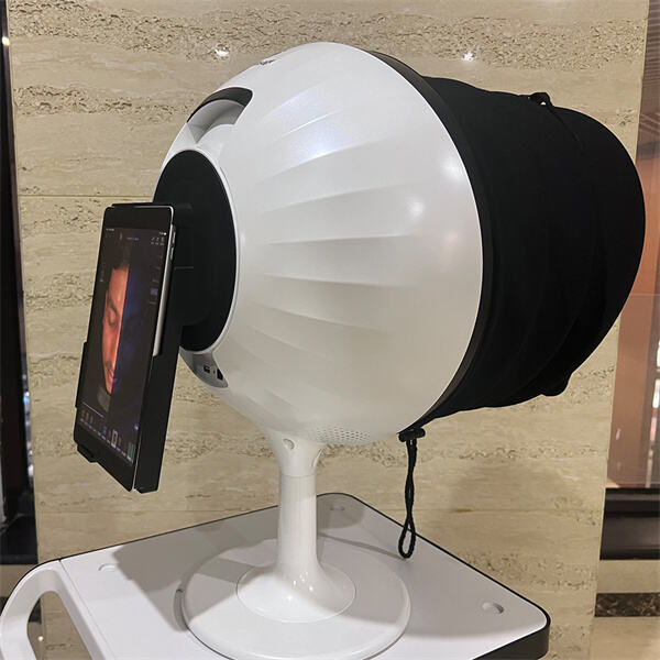 Отримайте персональний догляд за шкірою за допомогою безкоштовного інструмента онлайн-аналізу шкіри.