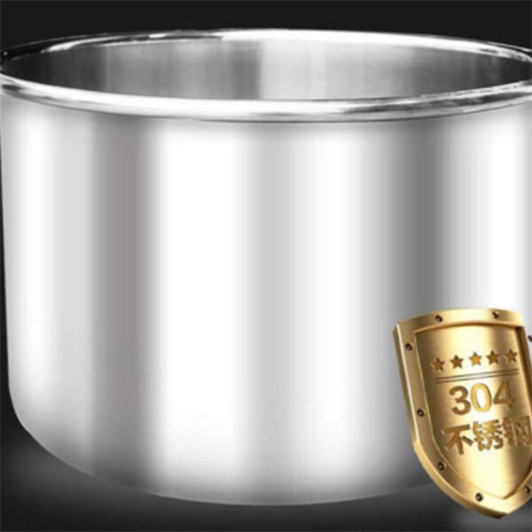 Create delicious pastries and breads with the help of the small dough machine.