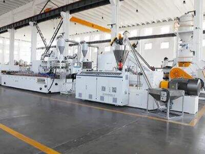 How to use 400mm stone plastic wall panel production line to produce flat wall panels and grid wall panels