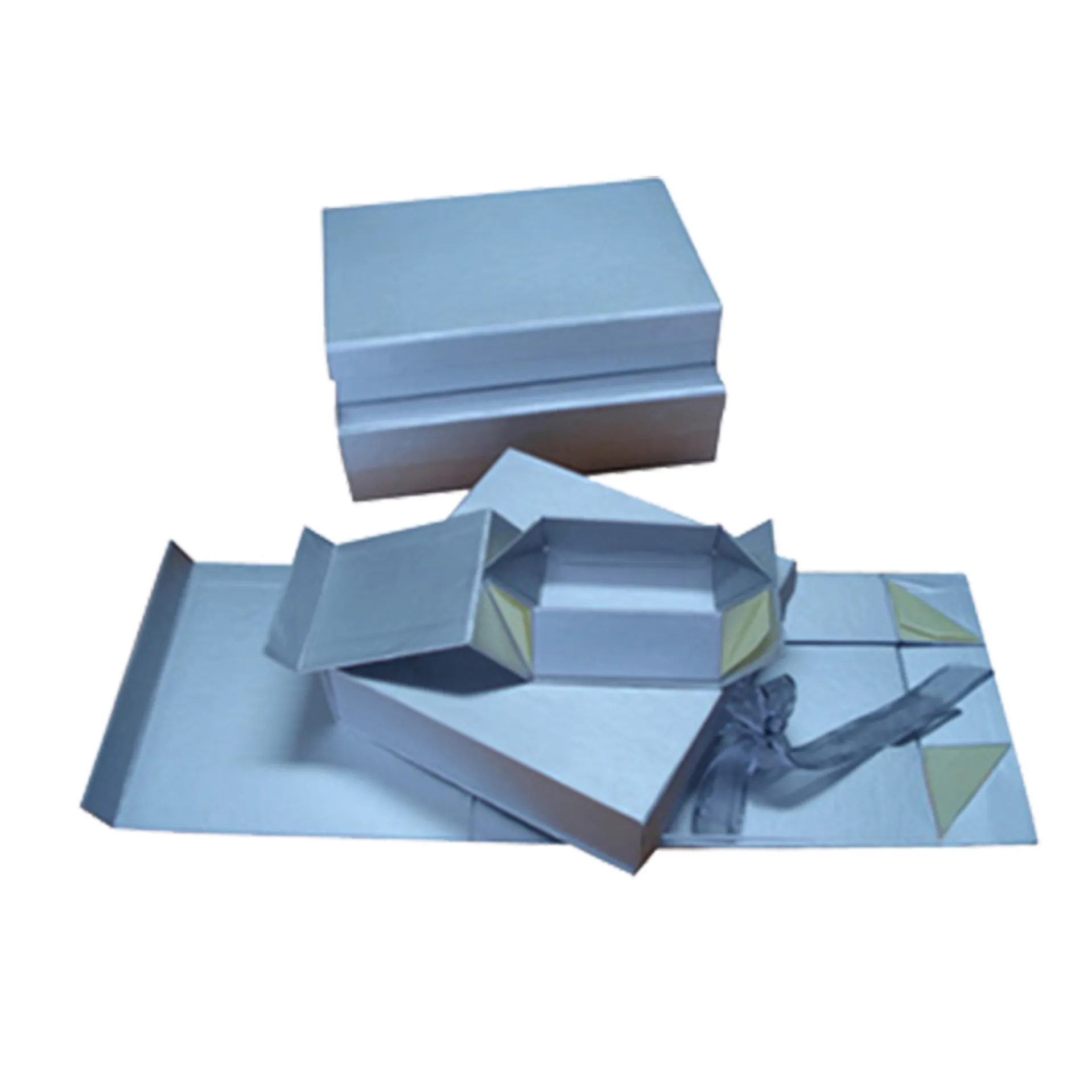 Diverse applications of folded paper boxes: folding paper boxes in different uses in life