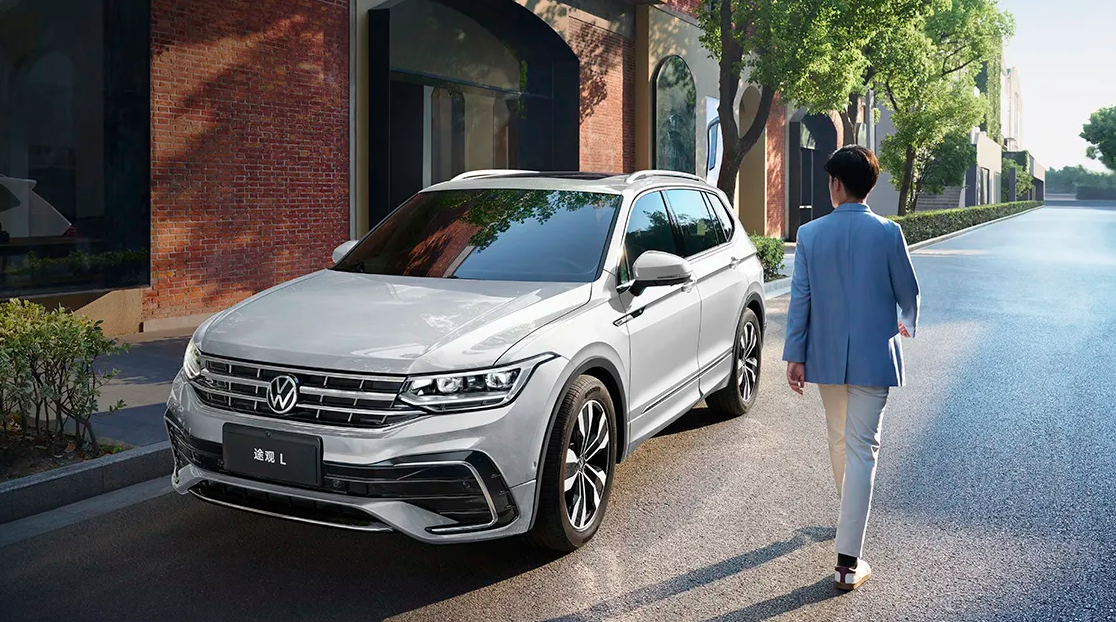 สำหรับ 2024 2023 ในสต็อกVW Volkswagen Tiguan Lรถเบนซิน 380TSLสี่ล้อรูปแบบไดรฟ์SUVรถจีนรถSUVรถเบนซินรถโรงงาน