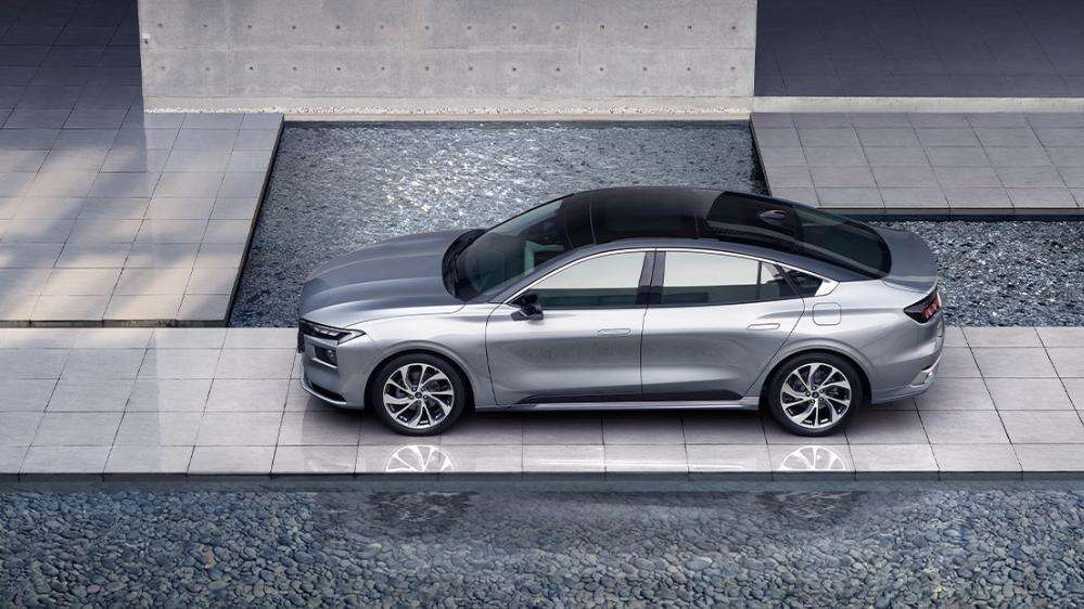 Changan จีนความเร็วสูง Ford Mondeo 1.5T E-hybrid รุ่นหรูหราพลังงานใหม่ไฟฟ้า ev รถยนต์ผลิตในประเทศจีนผลิตมือซ้าย