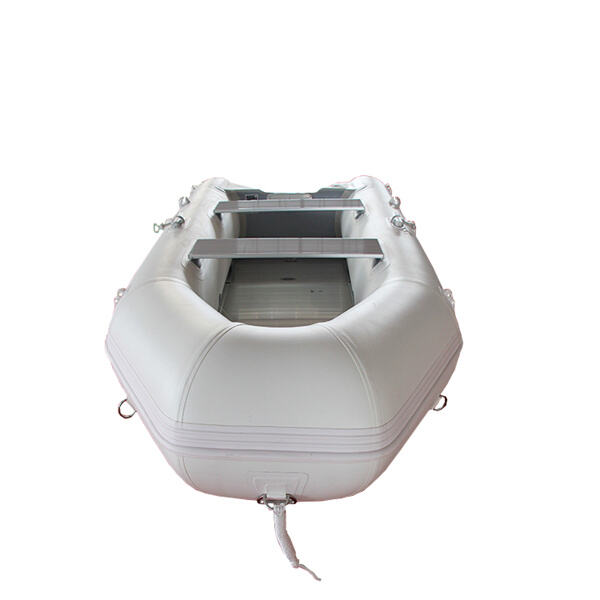 أطلق العنان لإمكانات الصيد لديك مع قواربنا الصغيرة الهوائية المتينة