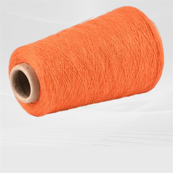 Pourquoi la laine pour chaussettes sur cônes est le rêve d'un tricoteur
