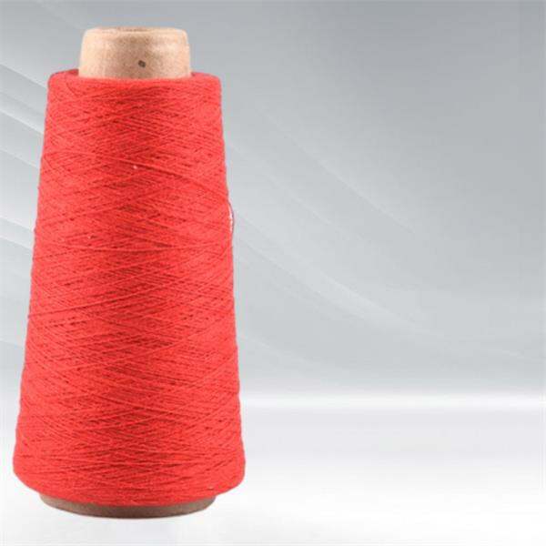 The perfect choice for a chic and casual look - yarn dyed fleece