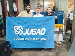 מכונות JUGAO עוזרות ללקוחות לבנוניים לשפר את יעילות הייצור, והדרכה באתר על ידי מהנדסים מקצועיים התקבלה היטב