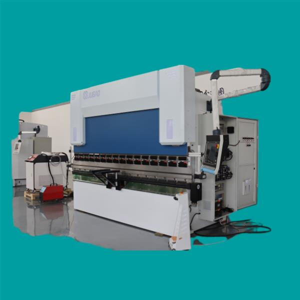 Customize your bending processes with a metal master press brake.