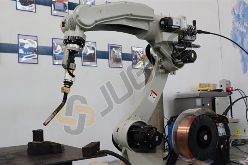 How to Troubleshoot and Resolve Minor Faults in Welding Robots