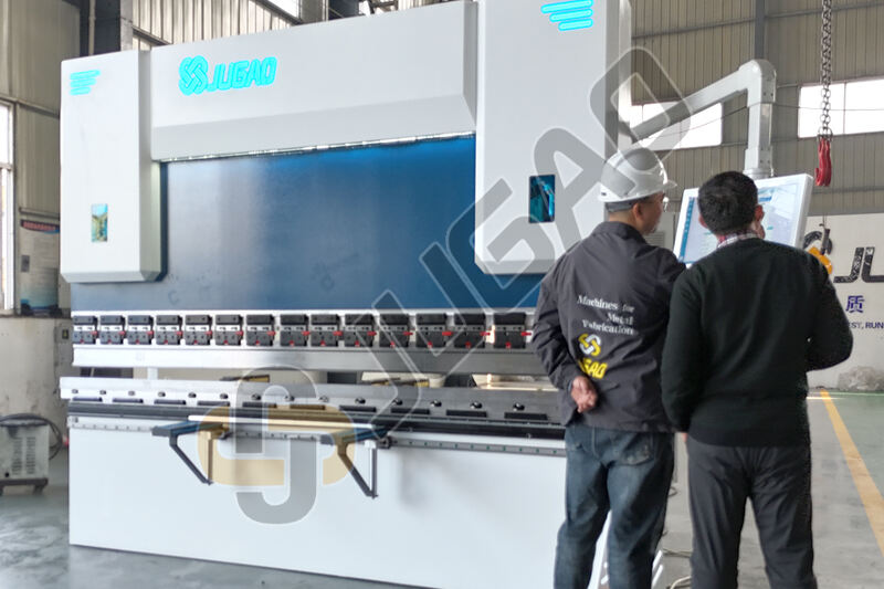 Mengoptimalkan Produktivitas Mesin Press Brake: Kerangka Penilaian Kinerja