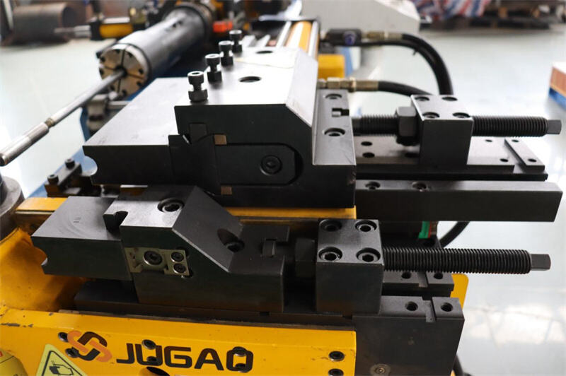 Why is the finished product from the pipe bending machine different from the expected result?