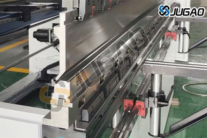 Enhancing Bending Efficiency with V-Opening Multi-V Die Press Brakes