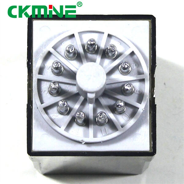 Giải phóng toàn bộ tiềm năng của hệ thống âm thanh của bạn với công nghệ bộ tiếp điện loa tiên tiến của Nhay 3 Pro.