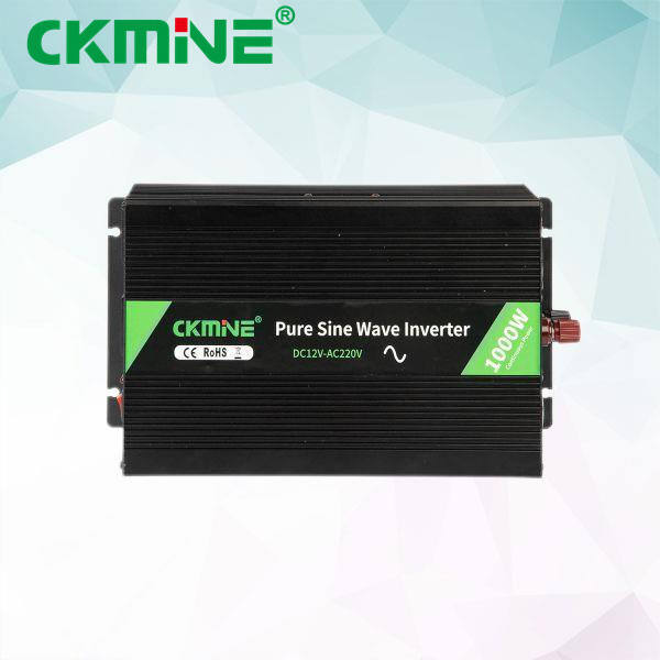 فوائد اختيار مُحَوِّل 12V لتلبية احتياجاتك للحياة خارج الشبكة