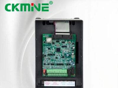 How to Choose the Right Off Grid Solar Inverter: Capacity, Efficiency & Compatibility Guide