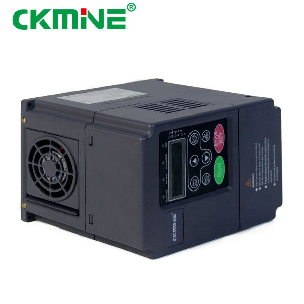 How to Install and Operate a 3 Phase Inverter for Your Home?