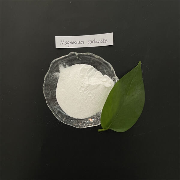 'n Kalkagtige wit poeder met kragtige eienskappe