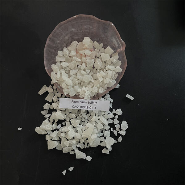 Bagaimana Aluminium Sulfat Digunakan di Industri Kertas dan Tekstil?
