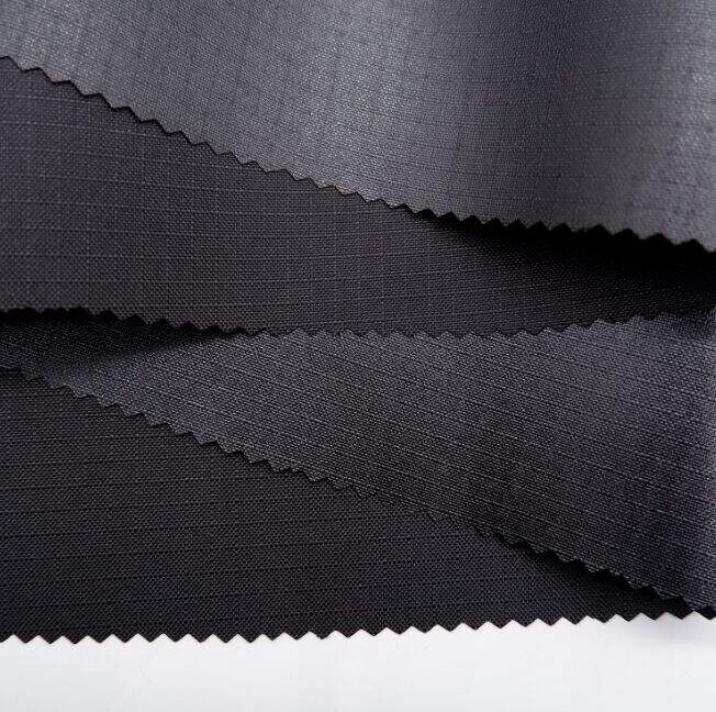 المشاكل الشائعة في استخدام الأقمشة غير القابلة للاشتعال وكيفية التغلب عليها