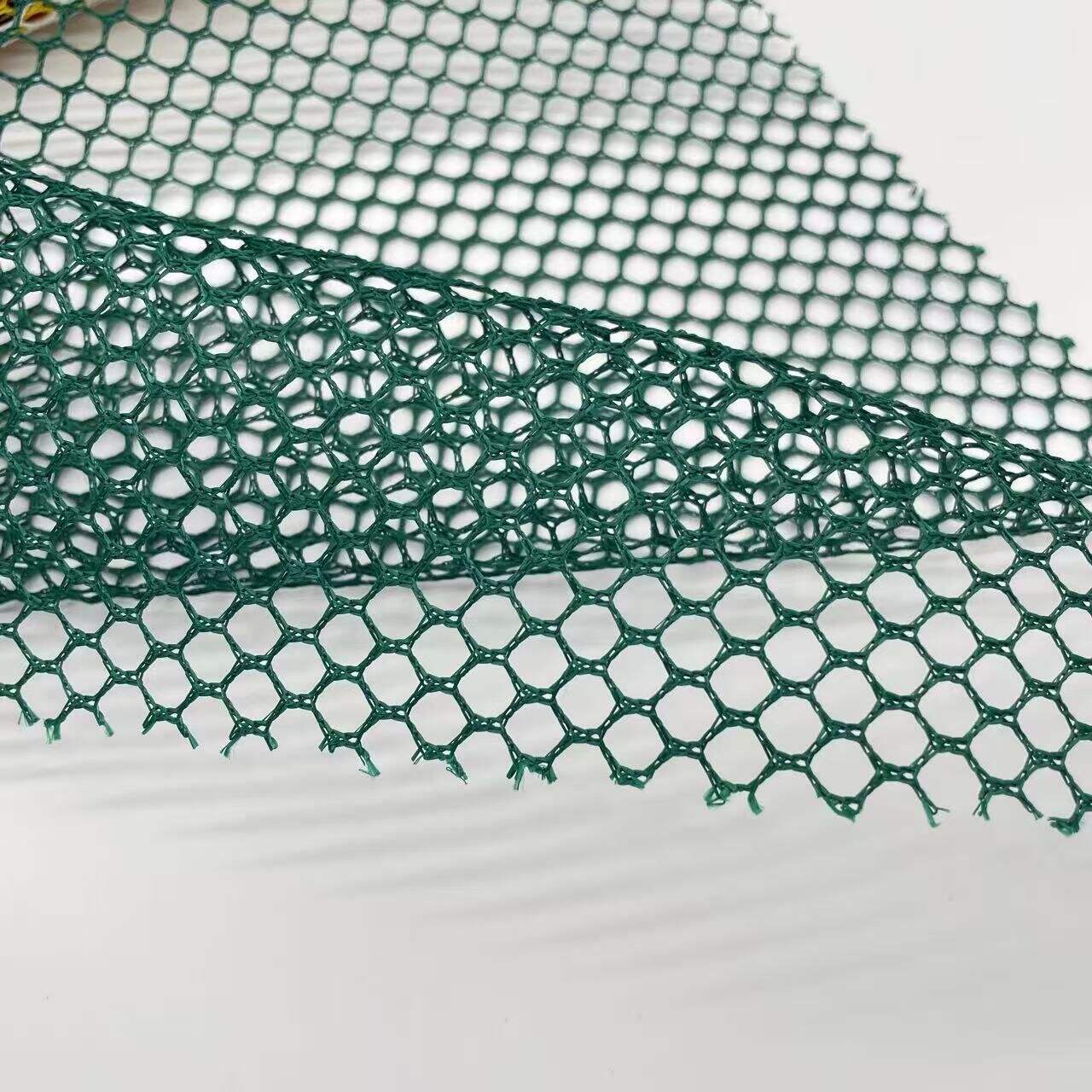 كيفية تعزيز جودة حقائبك باستخدام القماش الشبكي؟