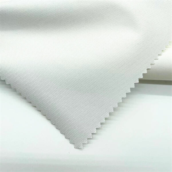 Које су предности употребе самозапаљиве тканине у индустријским условима