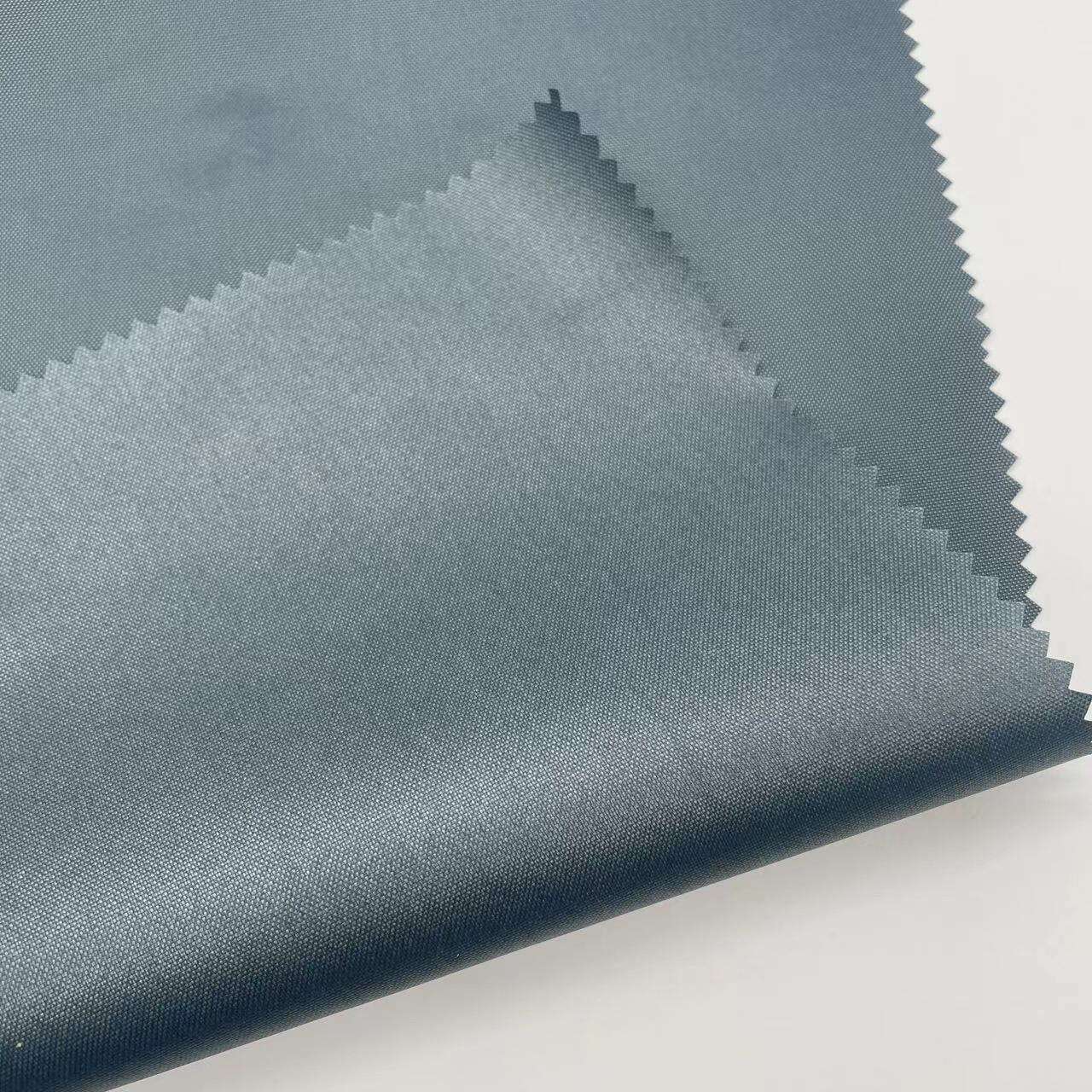 Waterproof PU coating 210D nylon oxford fabric