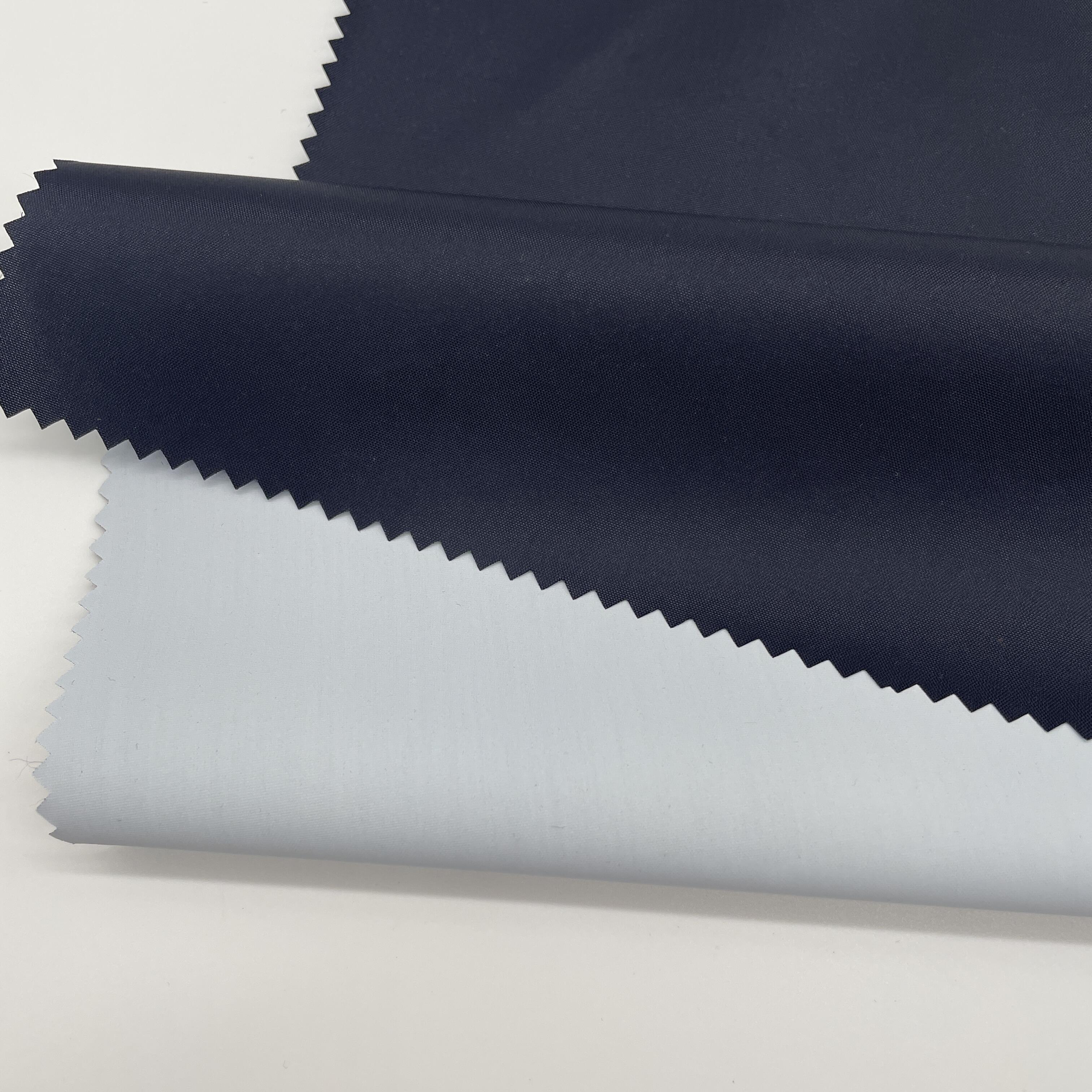 Flame retardant PFAS free anti-bacterial Microporous PU white coating 70D 190T nylon taffeta fabric
