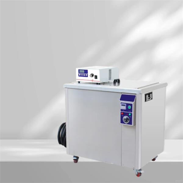 احصل على تنظيف عميق باستخدام تقنية الروبوت المتطورة للقنوات.