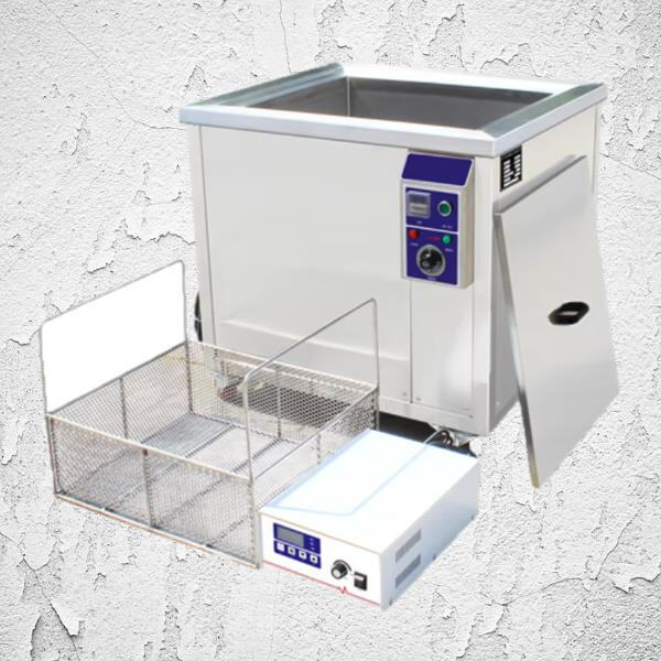 التنظيف الذاتي مقابل التنظيف الاحترافي لفتحة مجفف الملابس