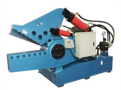 دستگاه فشرده‌ساز بریکه مکانیکی در مقابل هیدرولیک: کدام بهتر است؟