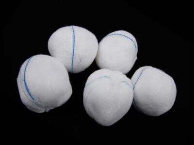 Comparando Diferentes Marcas de Bolas de Gaze