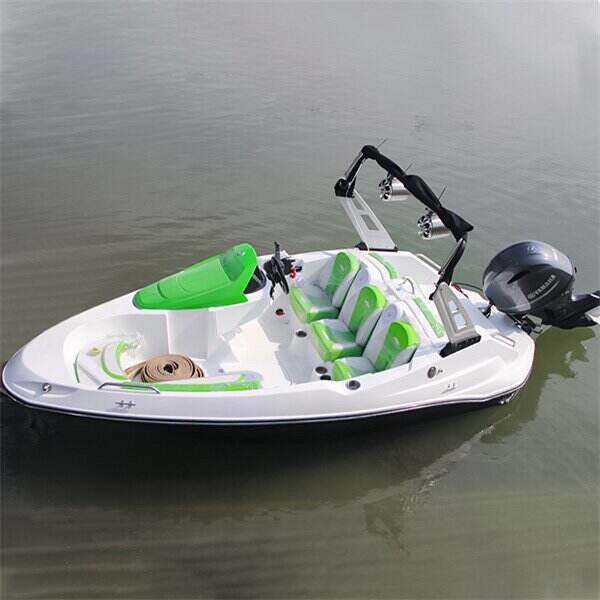 This Blog Post Details Out the features and Advantages of Fiber Glass Boats