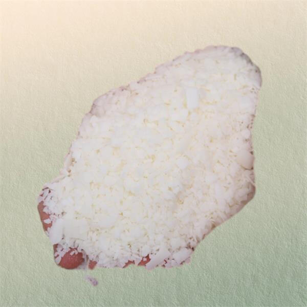 The luxurious feel of palm wax melts in your home