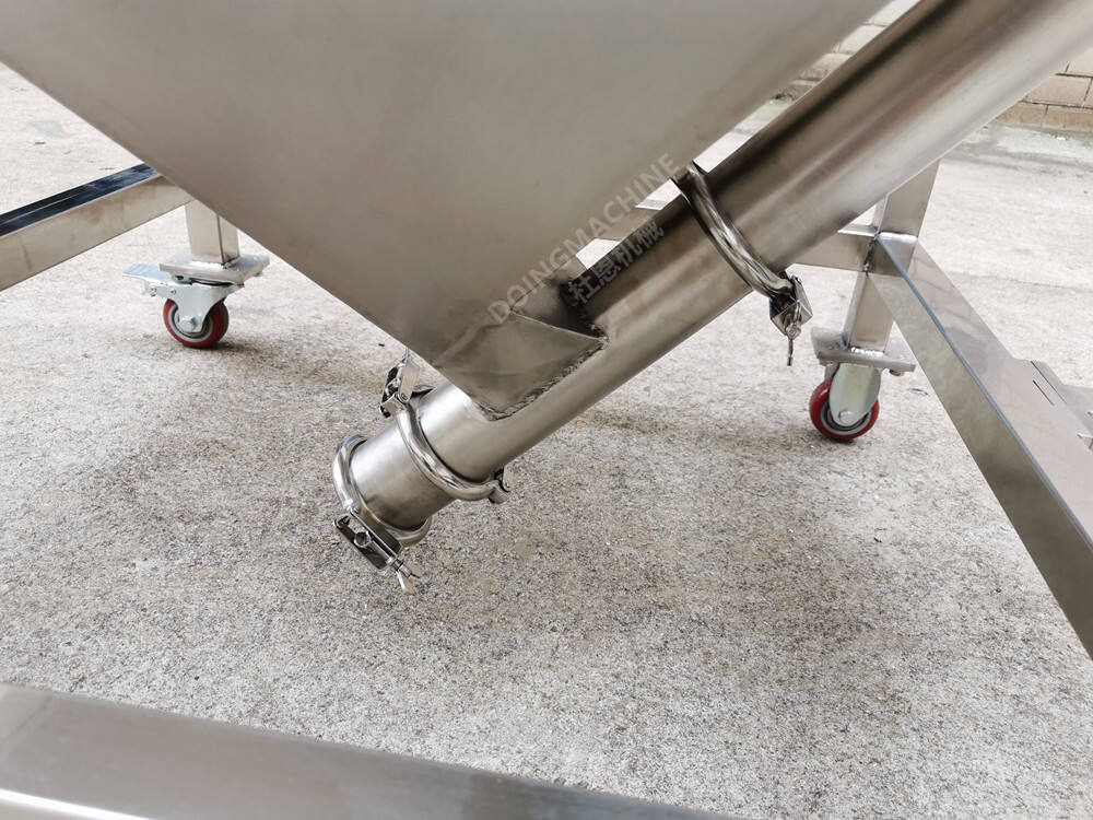 Flexible shaftless screw conveyor for grain  granule powder manufacture