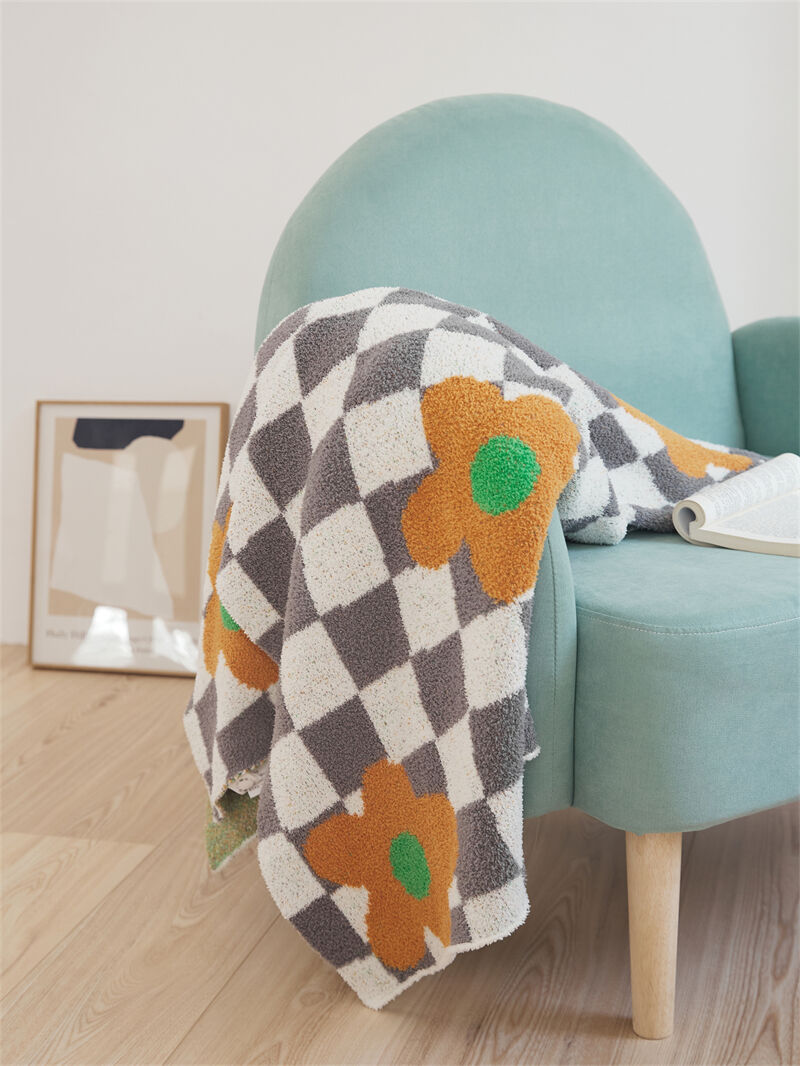 HH Soft Cozy Buffalo Checker Flower Floral 100% Polyester Knitted Throw Checkered Microfiber Blanket for Winter factory