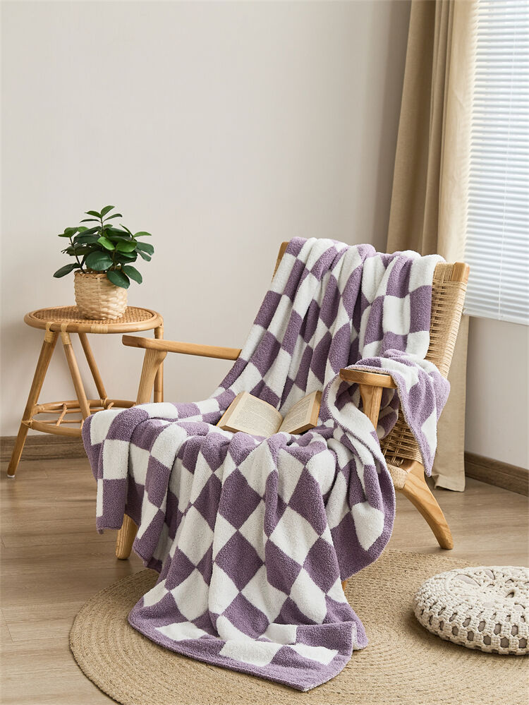 Hot Selling Super Soft Plaid Checkerboard Polyester Custom Knitted Throw Blanket for Autumn and Winter QPG details